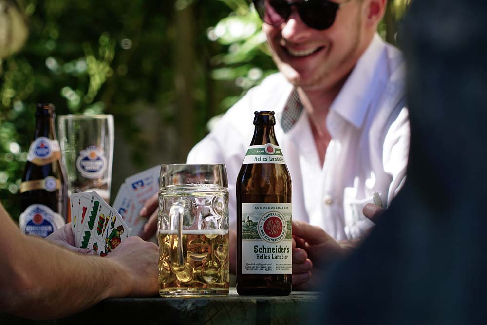 gesellige Runde mit Getränken